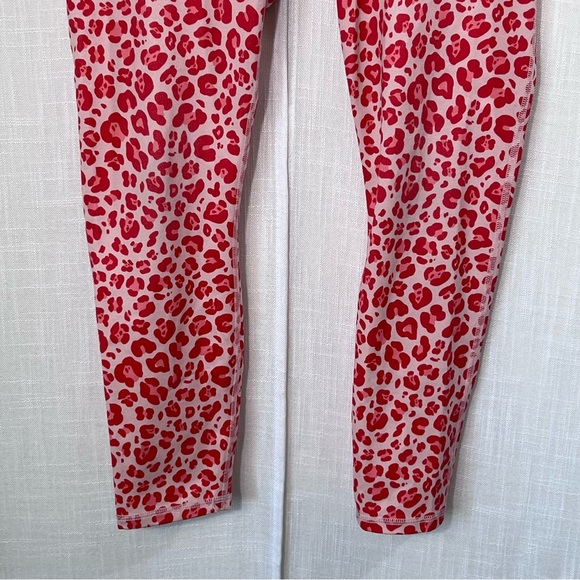 Fabletics Leopard Print 7/8 Powerhold Athletic Gym Workout Leggings Size S - Picture 4 of 12